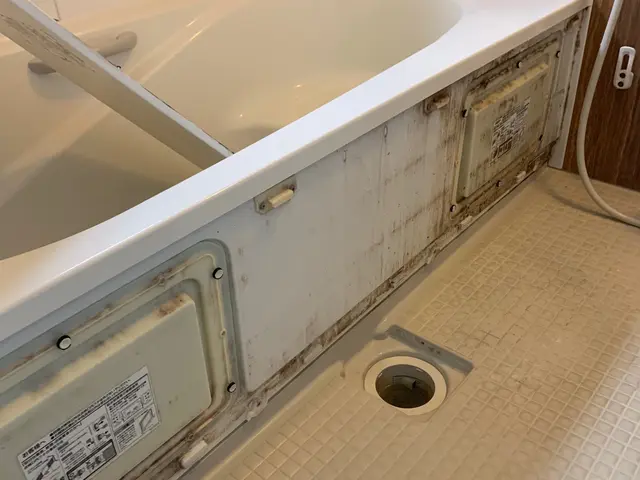 【夫婦で訪問】お風呂クリーニング　カビ　水垢　石鹸カスでお悩みの方任せて下さい！サービスの画像