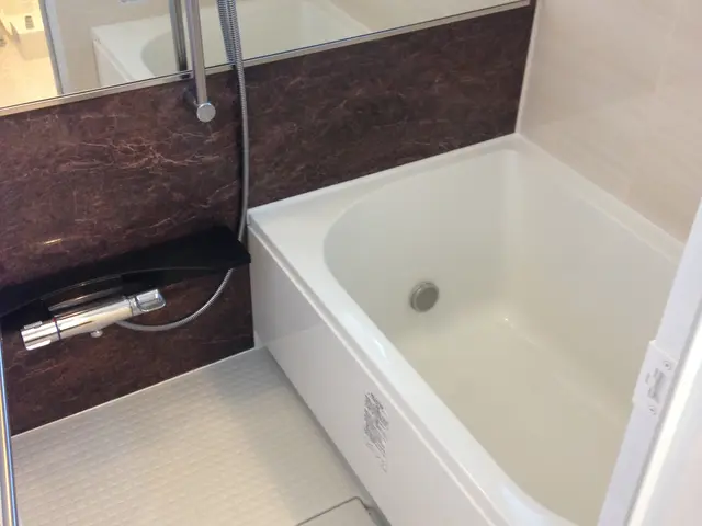 退去後の空室クリーニング ワックス無料！サービスの画像