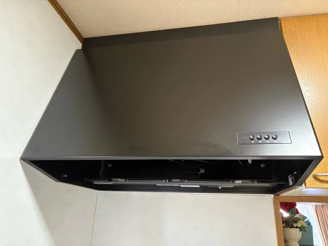 レンジフード換気扇取り付けます！サービスの画像