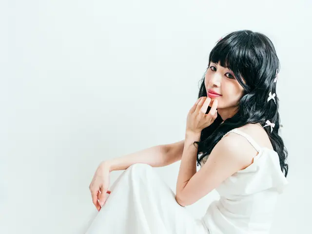 【ビジネス/婚活HP/採用/SNSに使いやすい人物写真】