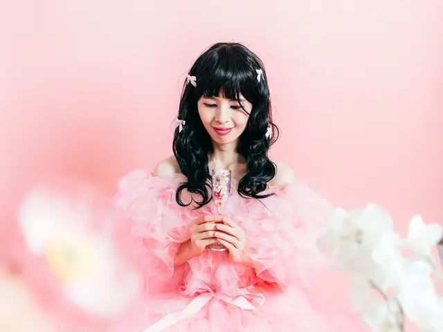 【ビジネス/婚活HP/採用/SNSに使いやすい人物写真】