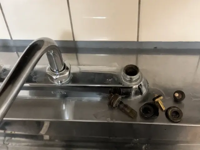 漏水・水栓コマ・パッキン・ケレップ交換サービスの画像