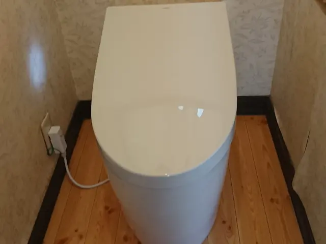 便器交換工賃のみ！品物はお客様ご用意でご交換承ります。まずはご相談からサービスの画像
