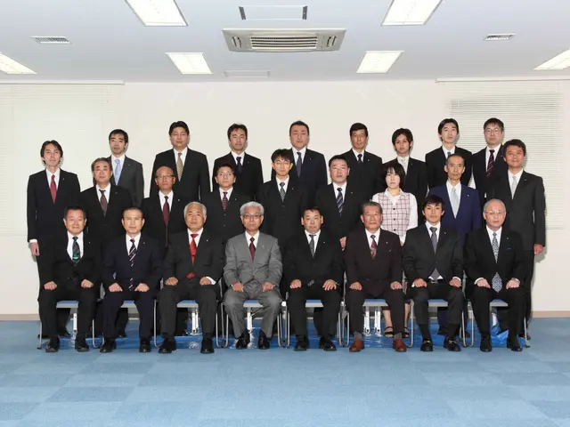 【最短2時間仕上げ】東京富士カラー 文字入り集合写真撮影！笑顔の写真に自信有！