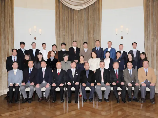 【最短2時間仕上げ】東京富士カラー 文字入り集合写真撮影！笑顔の写真に自信有！