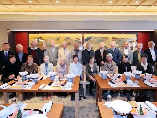 【最短2時間仕上げ】東京富士カラー 文字入り集合写真撮影！笑顔の写真に自信有！