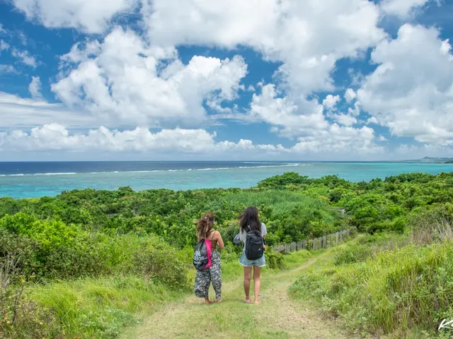 《沖縄県石垣島拠点》大自然の絶景ポイントを堪能しながらスナップポートレート撮影