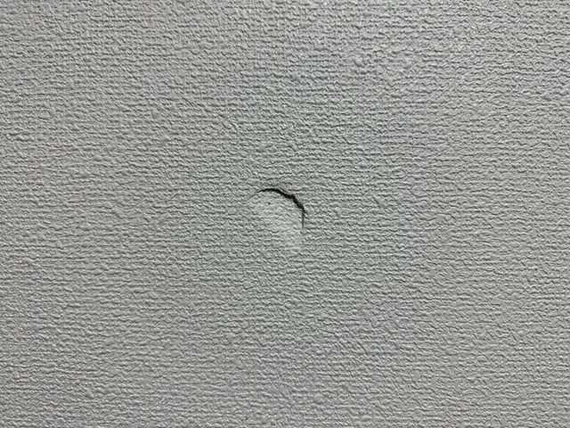 その壁穴なかったことに！サービスの画像