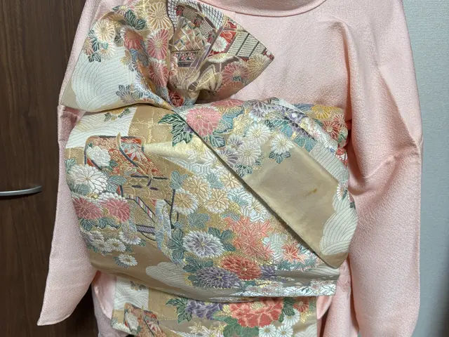 呉服店勤務経験者による基本に忠実な型崩れしない美しい仕上がり