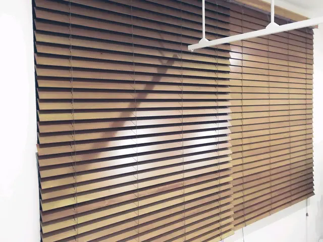 【店舗/ご家庭】ブラインド　カーテンレール取付サービスの画像