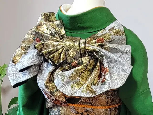 【ｲﾝｽﾀｸﾞﾗﾑ ﾌｵﾛﾜｰ数 1.6万人】着付け歴23年の経験