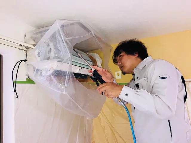 12/25〜予約可【ドレンパン分解洗浄依頼急増】お掃除機能付きタイプも安くて人気サービスの画像