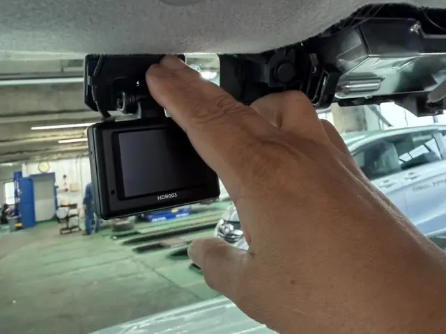 業歴75年の実績！　国産・輸入車ディーラーでの施工実績多数サービスの画像