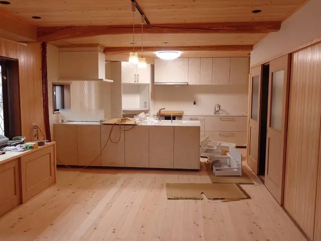 古くなった和室を洋室へ！フローリング.間仕切り　壁施工も行います！サービスの画像