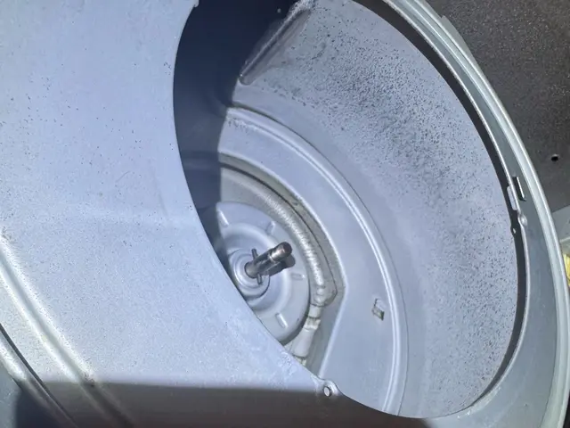 毎日使うレンジフード。頑固な油汚れはプロにお任せサービスの画像