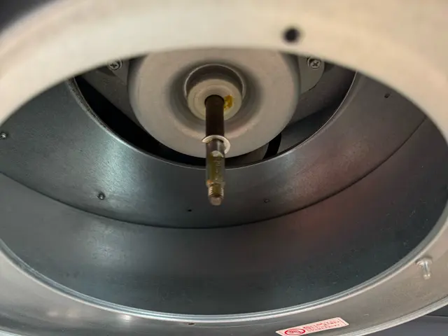 毎日使うレンジフード。頑固な油汚れはプロにお任せサービスの画像