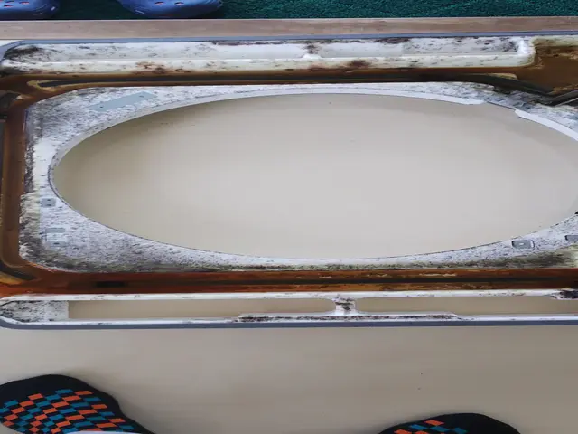 高品質の清掃、作業実績2000台以上、丁寧なエアコンクリーニングサービスの画像