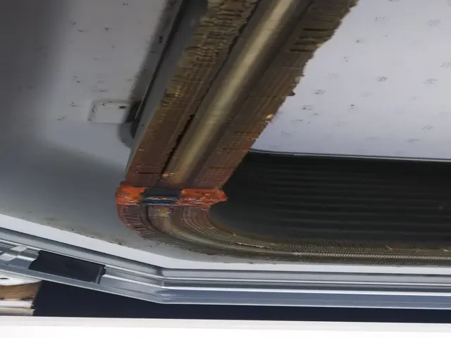 高品質の清掃、作業実績2000台以上、丁寧なエアコンクリーニングサービスの画像