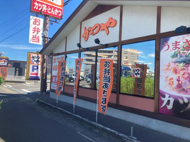 既存の窓ガラスに地震対策、UVカット対策、熱さ（暑さ）防止対策フィルムを！サービスの画像