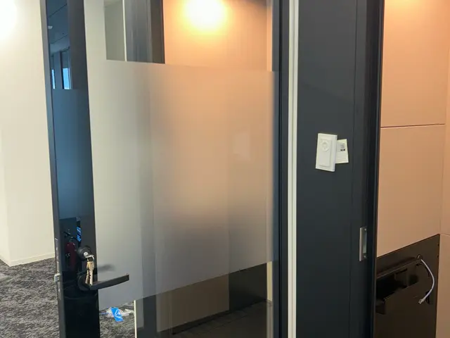 ◆予約から施工まで100%自社対応◎営業時間外も対応可能◎仕上がり保証ありサービスの画像