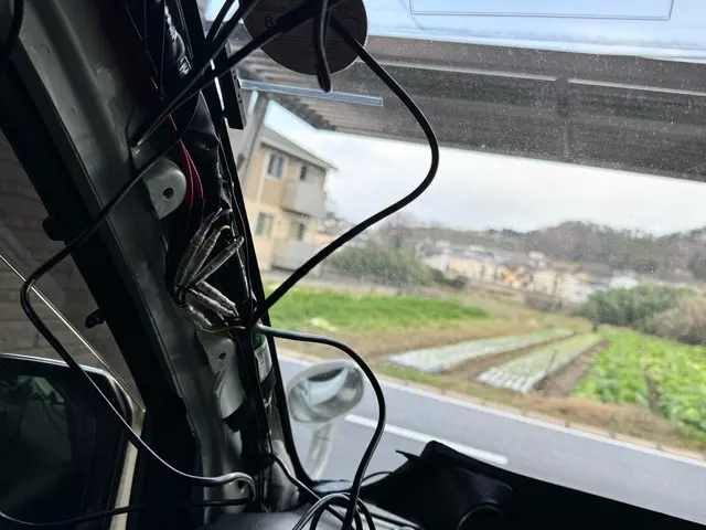 【二級整備士が伺います】出張デジタルインナーミラー取付け★サービスの画像