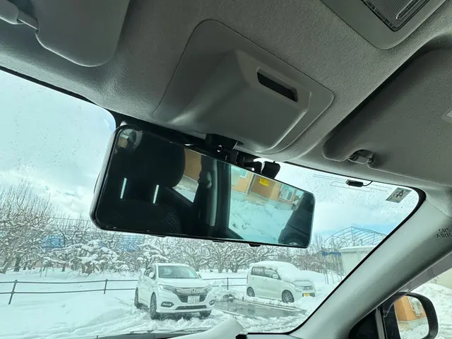 【二級整備士が伺います】出張デジタルインナーミラー取付け★サービスの画像