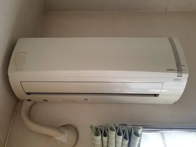 70歳代以上シニア様　6畳～12畳限定　　穴が開いてる場合割引サービスの画像