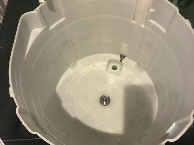 分解洗浄！カビ汚れを徹底的にお掃除致します！サービスの画像