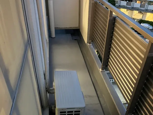 ◎有資格者です！水回り！ベランダ！窓拭き！お任せください。丁寧に作業致します。サービスの画像