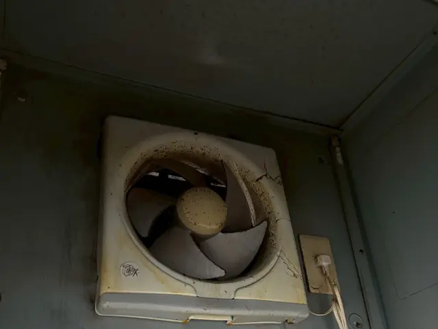 レンジフードは大手不動産とも契約している私たちプロにお任せください！サービスの画像