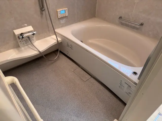 【大手法人専属のプロによるお風呂清掃でピカピカに生まれ変わります】サービスの画像