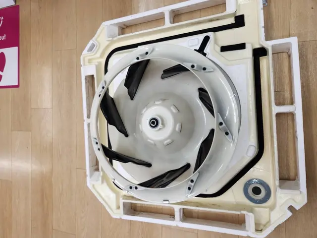 ☆年中無休☆女性スタッフ同行☆抗菌コートサービス☆壁掛けエアコンとのセット割有りサービスの画像