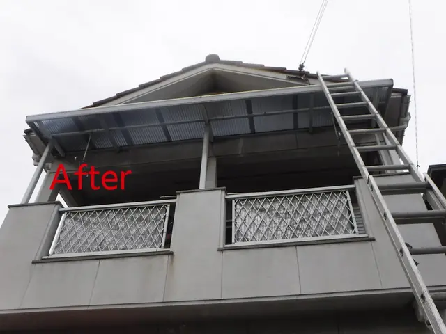 【ポリカ・平板・波板補修交換】創業20年以上の実績で幅広い対応（写真はイメージ）サービスの画像