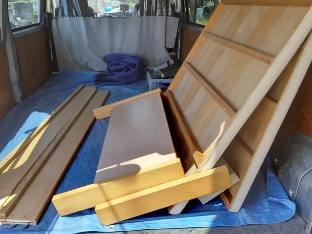 引越しのお片付けは当店へ！　すぐに簡単お見積り！　エアコン取り外し回収無料！サービスの画像