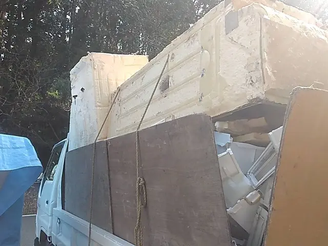 ＜地域密着＞２⒯トラック詰め放題◆交通費、ガソリン代込み♪サービスの画像