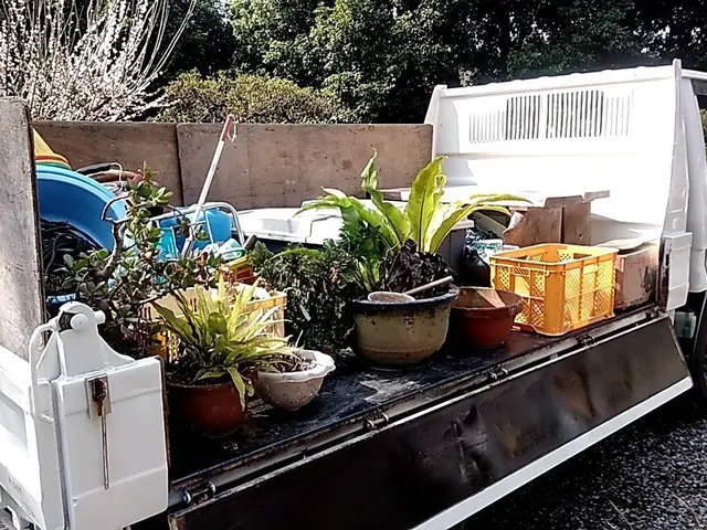 ＜地域密着＞２⒯トラック詰め放題◆交通費、ガソリン代込み♪サービスの画像