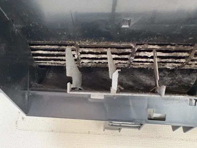 【夫婦対応で安心】現場経験豊富なプロが行うエアコン分解洗浄｜丁寧説明◎サービスの画像