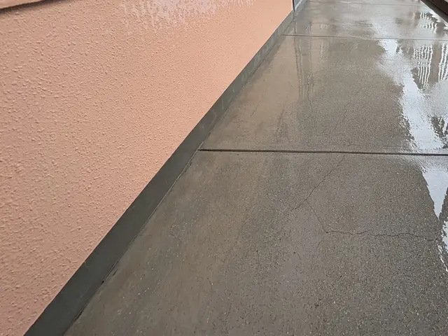 カーポート、土間洗浄など駐車場周りもお任せ下さい♪サービスの画像