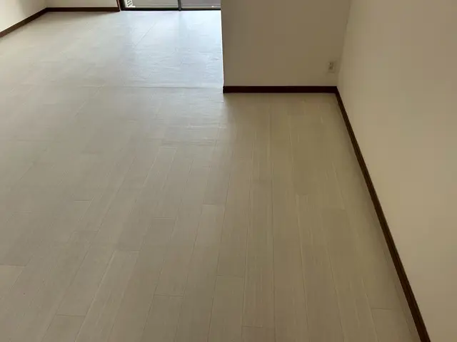 クッションフロア上貼り　　　　　　　「最短1日で、古い床から明るい空間へ」サービスの画像