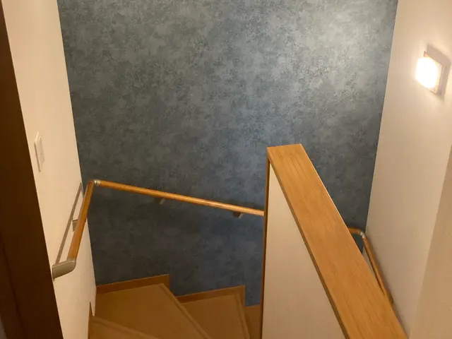 壁の穴・破れ・壁紙｜なんとかなります☆かべ専門サービスの画像