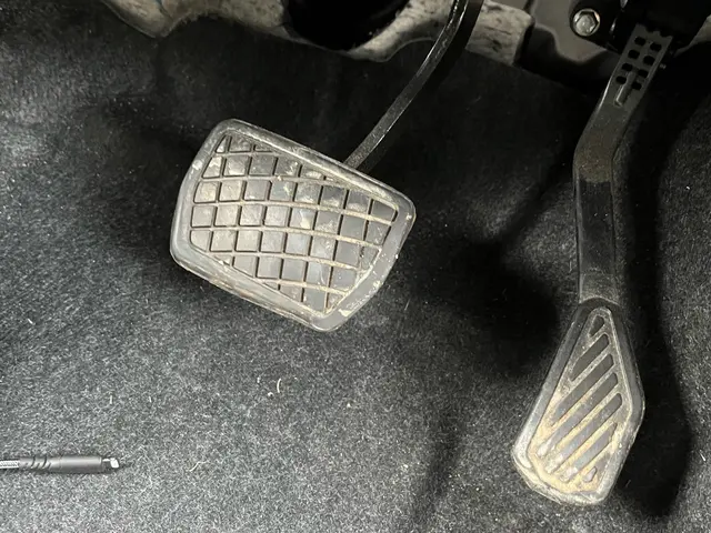 《展示車仕上げ》電気・水道不要で施工可能！11月限定でエアコンフィルター交換無料サービスの画像