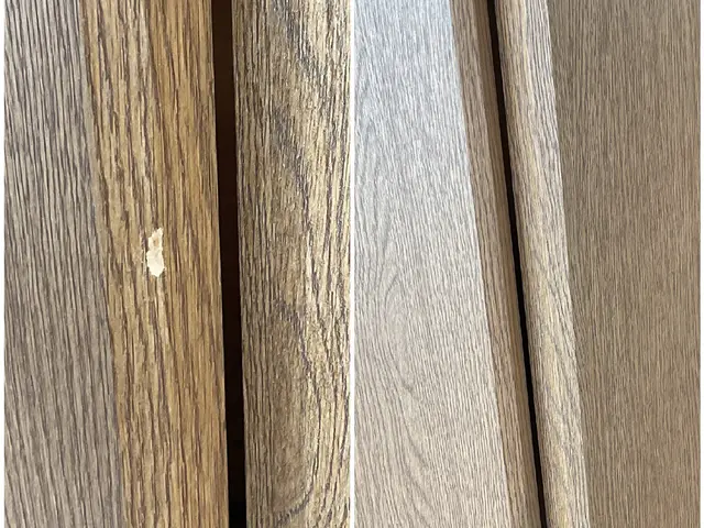 室内ドア、クローゼット扉などの割れ・凹み擦り傷等の補修サービスの画像