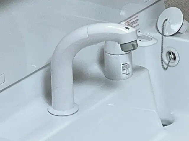 洗面所の水栓交換サービスの画像