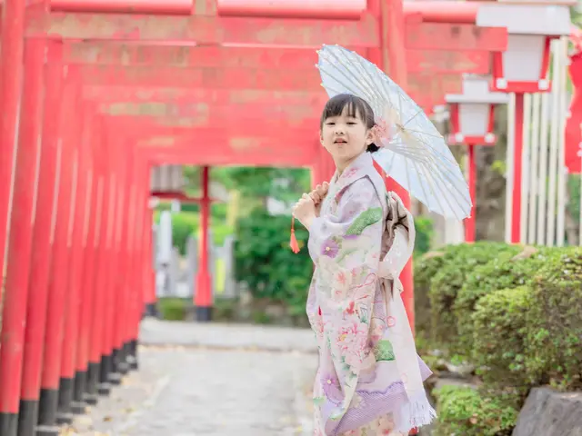 泣いても笑ってもその瞬間が宝物！和傘、ボールブーケ、数字ボードあります