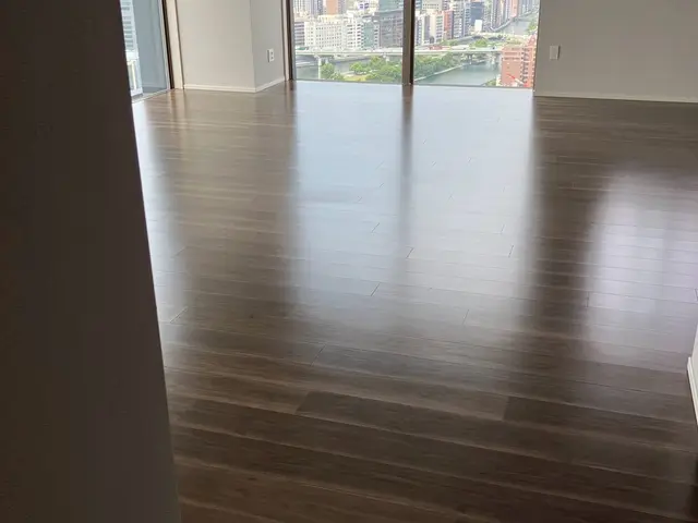 【フロアコーティング専門店】高硬度・高純度のガラスコーティング　20年保証サービスの画像