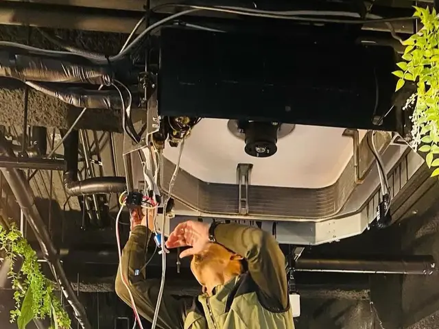 【空港や商業施設での豊富な実績】高い技術力で徹底洗浄！除菌防カビコート無料施工◎サービスの画像