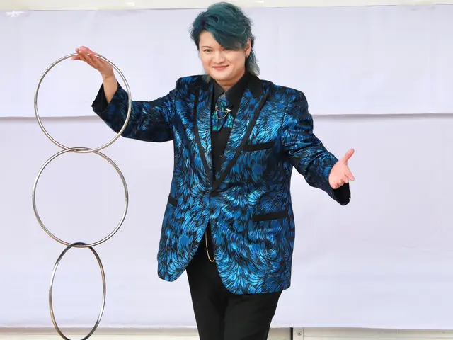 【老若男女必ず笑顔になれる魔法】　中四国で手品を見るならDBSHOW!!!!