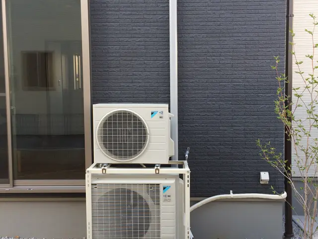 入れ替え標準工事が処分も込みで税込23000円・移設の標準工事36200円〜サービスの画像