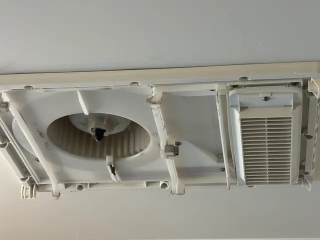 ☆女性スタッフ同行＊洗剤に詳しいスタッフ2名で作業◇撥水剤サービス中！サービスの画像