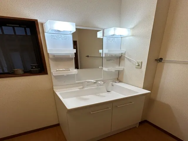 ＊洗面台工事＊ご要望に応じて柔軟に対応いたします。☆お見積もり完全無料☆サービスの画像